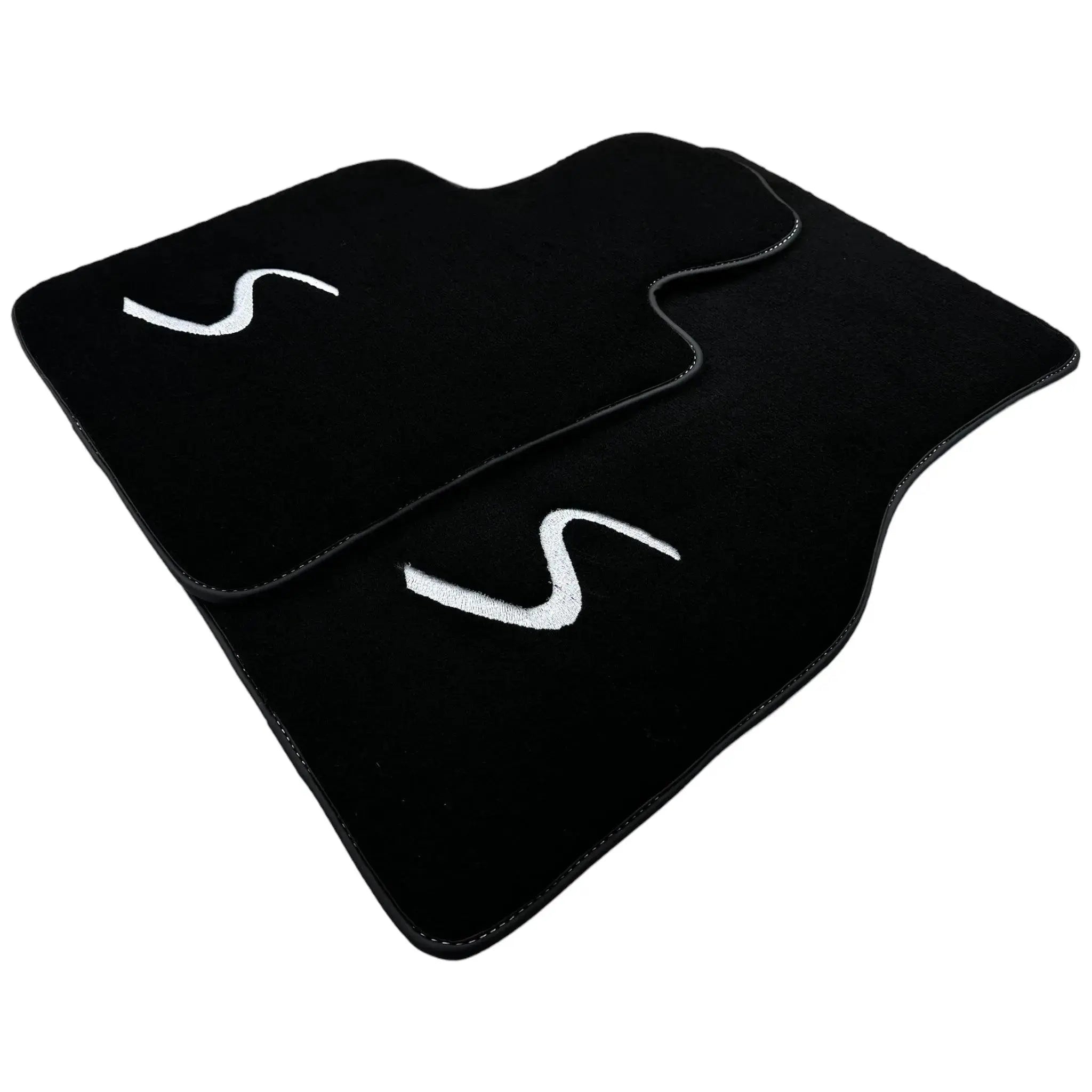 Black Floor Mats for Mini Countryman F60 Hybrid (2020-2023) - AutoWin