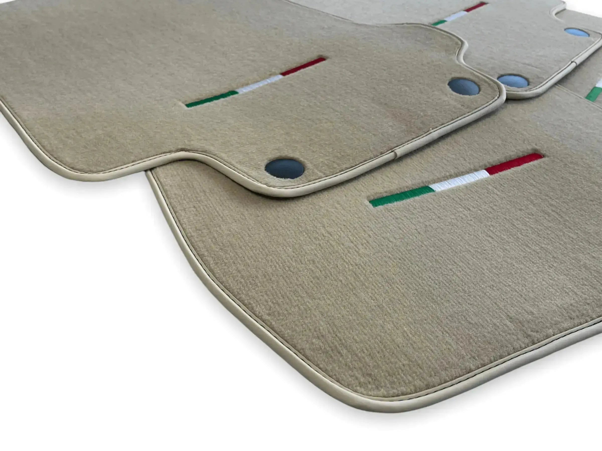 Floor Mats For Maserati GranTurismo Beige IT Edition - AutoWin