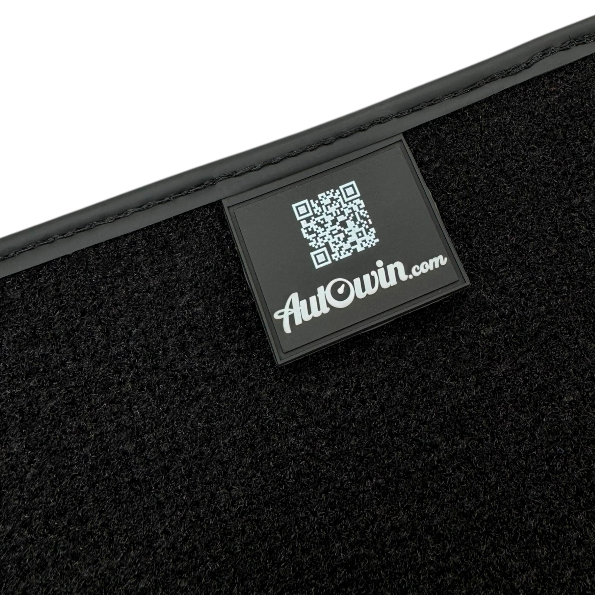 Black Floor Mats for Chevrolet Malibu Sedan (2013-2016) with Leather | AutoWin - AutoWin