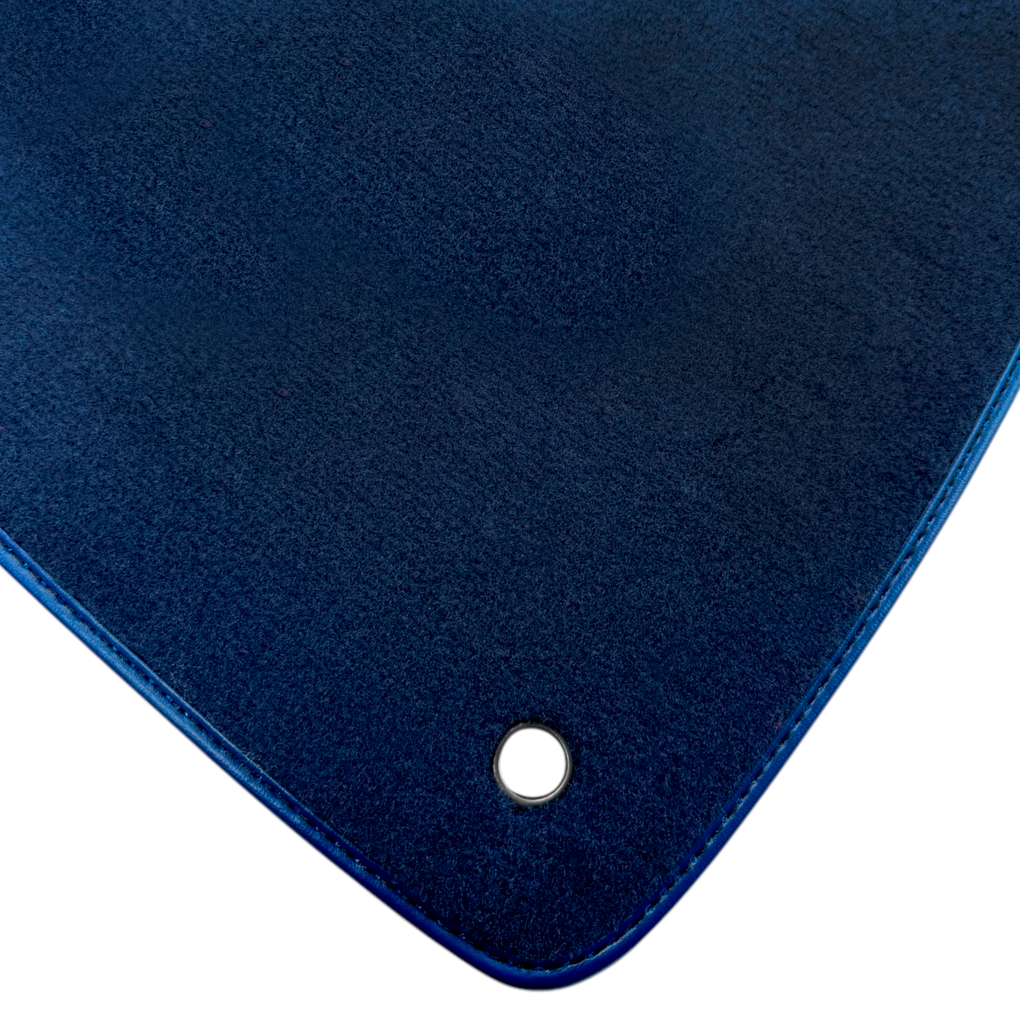 Dark Blue Floor Mats for Chevrolet TrailBlazer SS (2006) | AutoWin