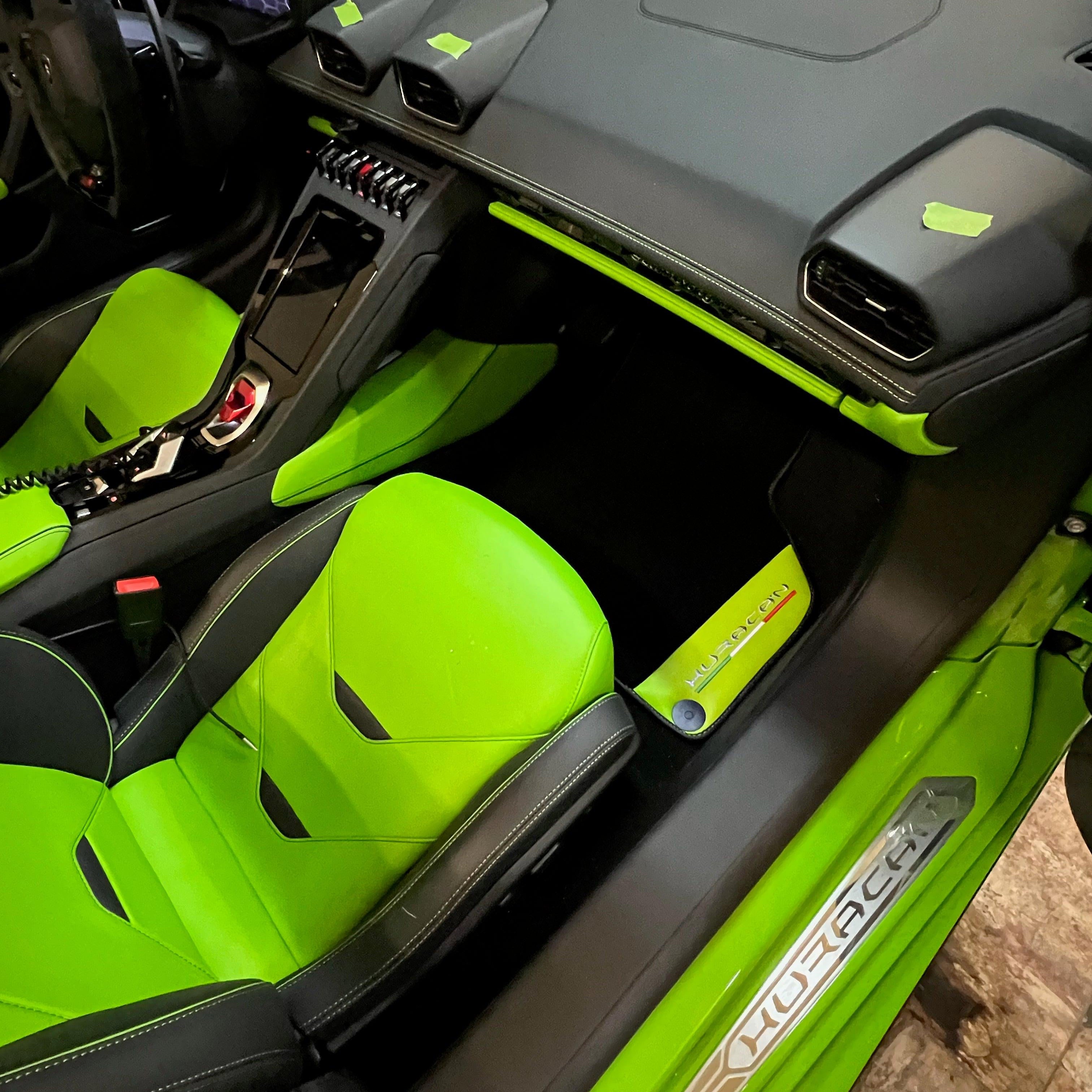 Black Floor Mats for Lamborghini Huracan 2014-2023 With Green Leather