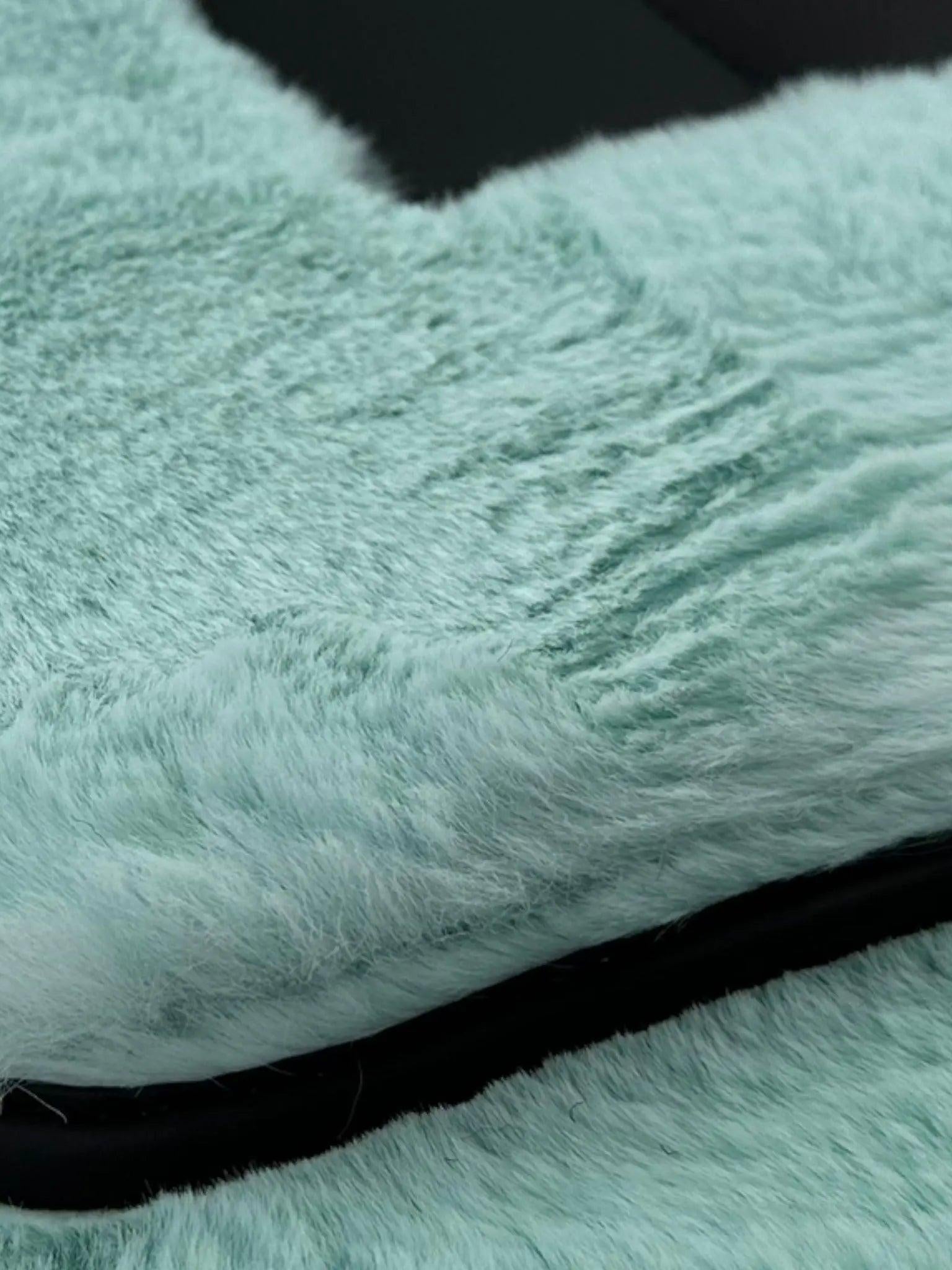 Tiffany Blue Sheepskin Floor Mats For Rolls Royce Wraith 20132023 Er56 Design - AutoWin